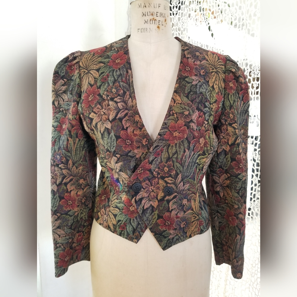 Chenille Floral Jacket, Circle T by Marilyn Lenox